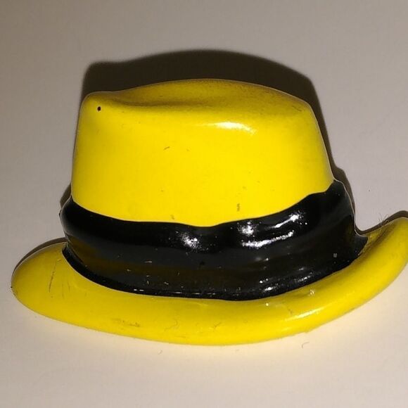 Wendy Gell Dick Tracy yellow hat from movie - Picture 1 of 3